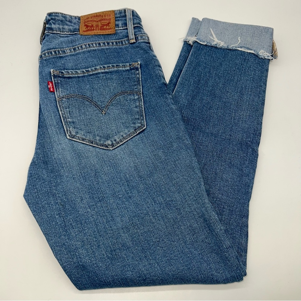 Levi's Women's High Rise Skinny Leg w/Cuffs Medium Wash Blue Jeans-Size 25